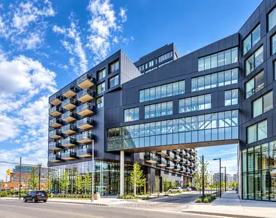 51 Trolley Crescent 522, Toronto, On M5a 0e9