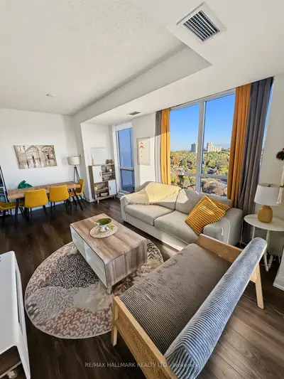 18 Graydon Hall Drive 1811, Toronto, On M3a 2z9