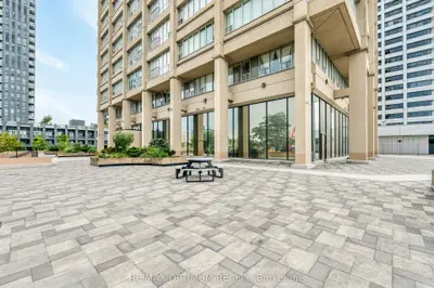 797 Don Mills Road Uph211, Toronto, On M3c 1v1
