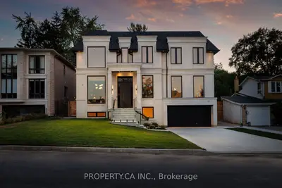 10 Grangemill Crescent, Toronto, On M3b 2j2