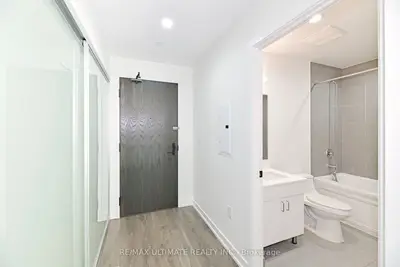 426 University Avenue 2105, Toronto, On M5g 1s9