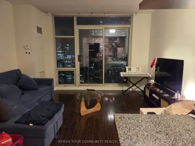 35 Mariner Terrace 5205, Toronto, On M5v 3v9