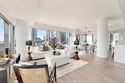 60 Colborne Street 907, Toronto, On M5e 0b7