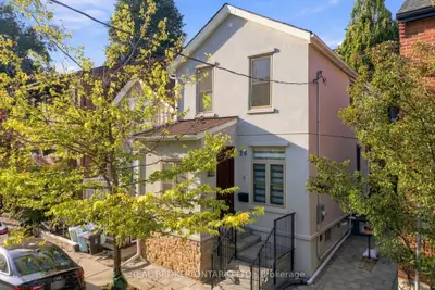 26 Bishop Street, Toronto, On M5r 1n2