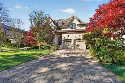 110 Munro Boulevard, Toronto, On M2p 1c6