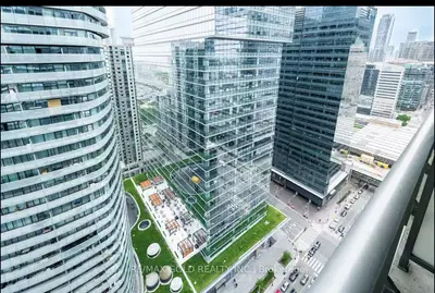 55 Bremner Boulevard 2811, Toronto, On M5j 0a6