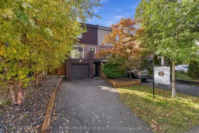 65 Castlefield Avenue, Toronto, On M4r 1g5