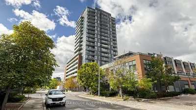 25 Cole Street 322, Toronto, On M5a 4m3