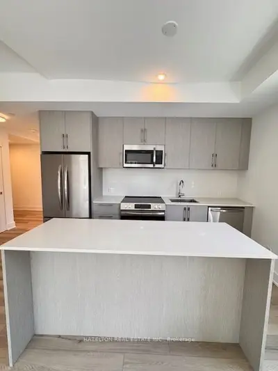 8 Manor Road W 204, Toronto, On M4s 0e6