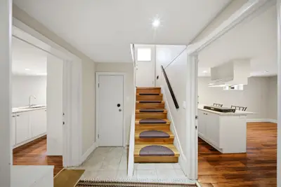 10 Tinder Crescent Lower 2, Toronto, On M4a 1l3