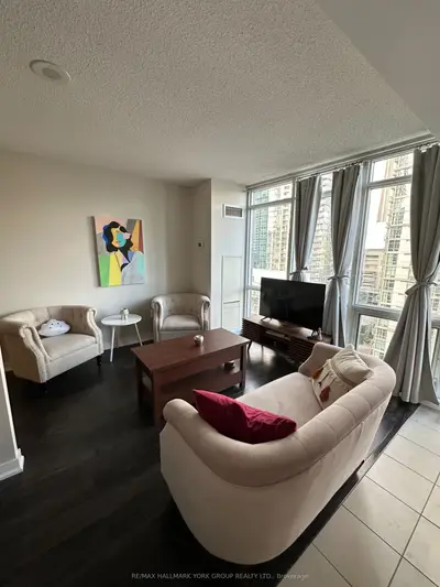 11 Brunel Court 1709, Toronto, On M5v 3y3