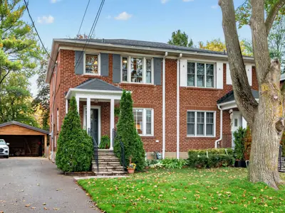 22 Thursfield Crescent, Toronto, On M4g 2n5