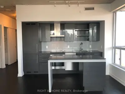 1030 King Street W 1204, Toronto, On M6k 0b4