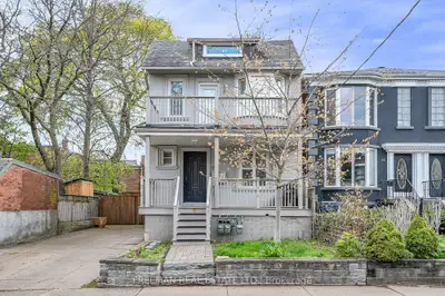 12 Arlington Avenue Main, Toronto, On M6g 3k8