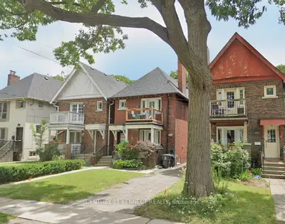 279 St Clair Avenue E First Floor, Toronto, On M4t 1p3