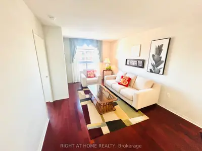 11 Thorncliffe Pk Drive 1009, Toronto, On M4h 1p3
