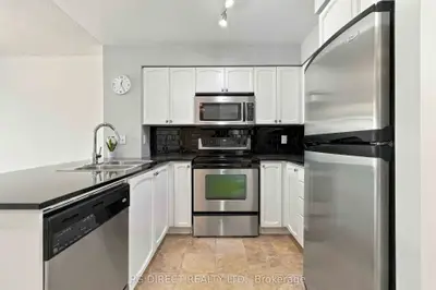 231 Fort York Boulevard 412, Toronto, On M5v 1b2