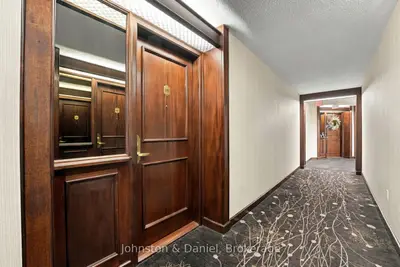 1210 Don Mills Road 210, Toronto, On M3b 3n9