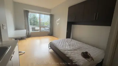 35 Hayden Street 503, Toronto, On M4y 3c3
