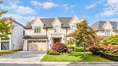 108 Yorkminster Road, Toronto, On M2p 1m6