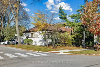 44 Connaught Avenue, Toronto, On M2m 1g6