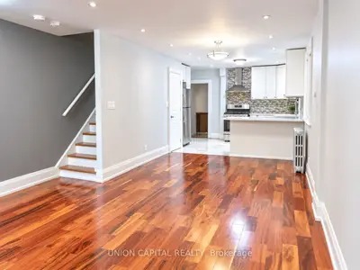 438 Christie Street, Toronto, On M6g 3c6