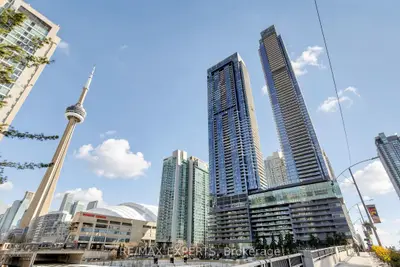 1 Concord City Place Way 2208, Toronto, On M5v 0x3