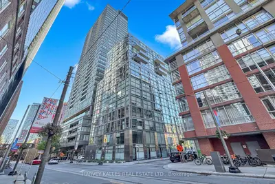 25 Oxley Street 410, Toronto, On M5v 2j5