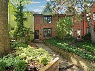 206 Berkeley Street, Toronto, On M5a 2x4