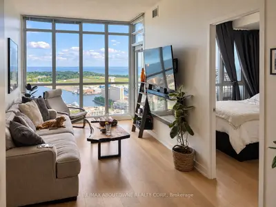 15 Iceboat Terrace 3608, Toronto, On M5v 4a5