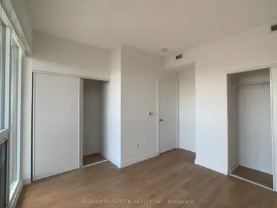 117 Mcmahon Drive 1102, Toronto, On M2k 0e4