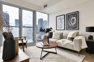 319 Jarvis Street 2916, Toronto, On M5b 0c8
