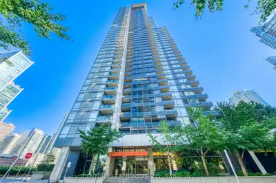 25 Telegram Mews 4306, Toronto, On M5v 3z1