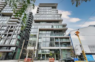 95 Bathurst Street 422, Toronto, On M5v 0h7