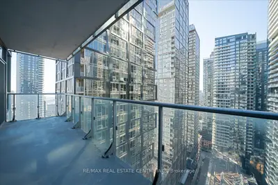8 Mercer Street 2808, Toronto, On M5v 0c4