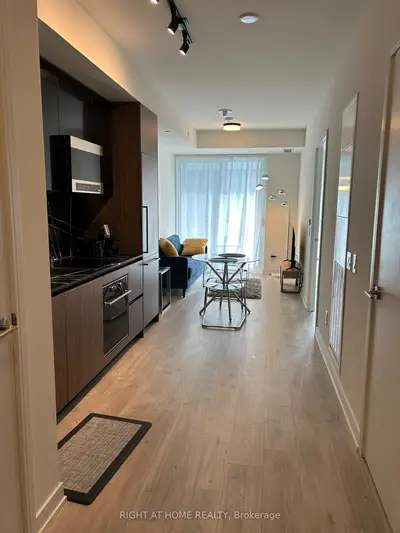 425 Front Street E 516, Toronto, On M5a 1g9