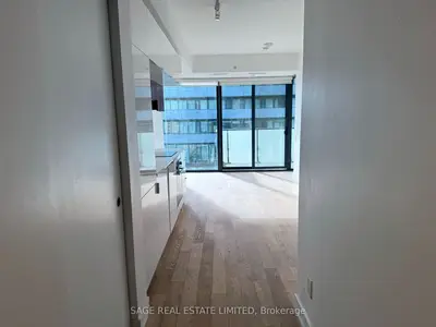 185 Roehampton Avenue 913, Toronto, On M4p 0c6