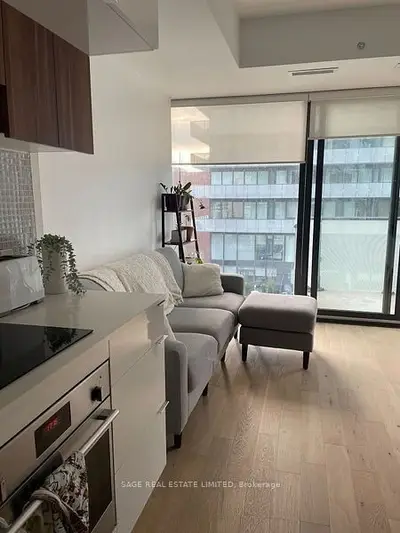 185 Roehampton Avenue 913, Toronto, On M4p 0c6