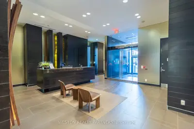478 King Street W 514, Toronto, On M5v 0a8