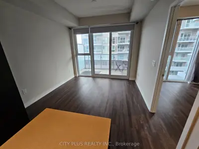 15 Lower Jarvis Street 917, Toronto, On M5e 0c4