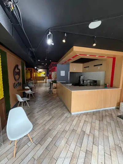 2352 Yonge Street Main Floor, Toronto, On M4p 2e6