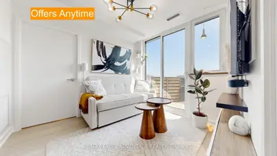 30 Tretti Way Ph17, Toronto, On M3h 0e3