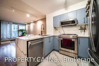 219 Fort York Boulevard 318, Toronto, On M5v 4a2
