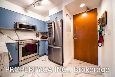 219 Fort York Boulevard 318, Toronto, On M5v 4a2