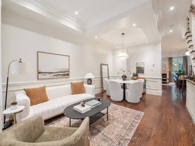 18a Sherwood Avenue, Toronto, On M4p 2a7