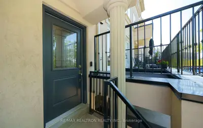 222 David Dunlap Circle, Toronto, On M3c 4c1