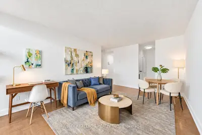 33 Isabella Street 1108, Toronto, On M4y 2p7