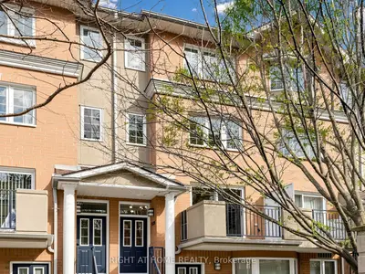 28 Sommerset Way 1520, Toronto, On M2n 6w7