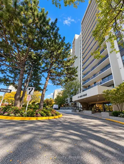 177 Linus Road 1706, Toronto, On M2j 4s5