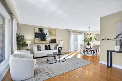 43 Kathrose Drive, Toronto, On M2j 3p4